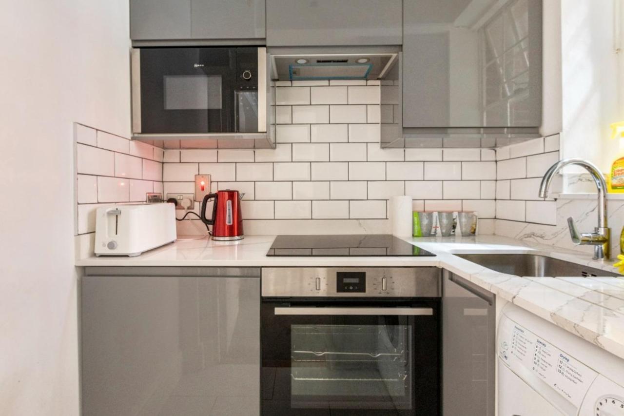Apartment Great Mayfair Flat *